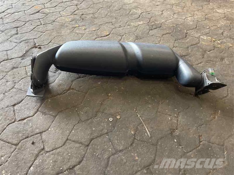 Iveco S-WAY SIDE MIRROR LEFT Cabines