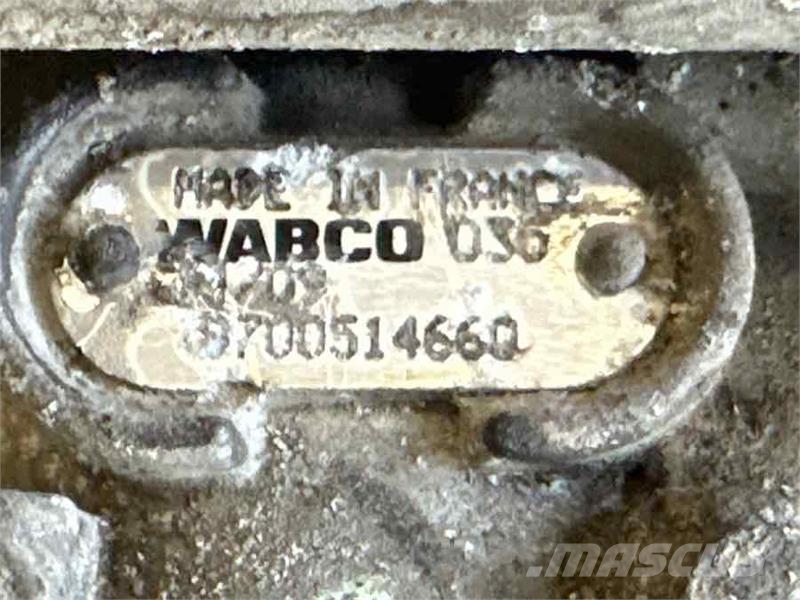 MAN CLUCH BOOSTER 81.30725-6116 Скоросни кутии