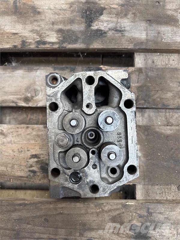 MAN CYLINDERHEAD 51.03100-6499 Kargo motori