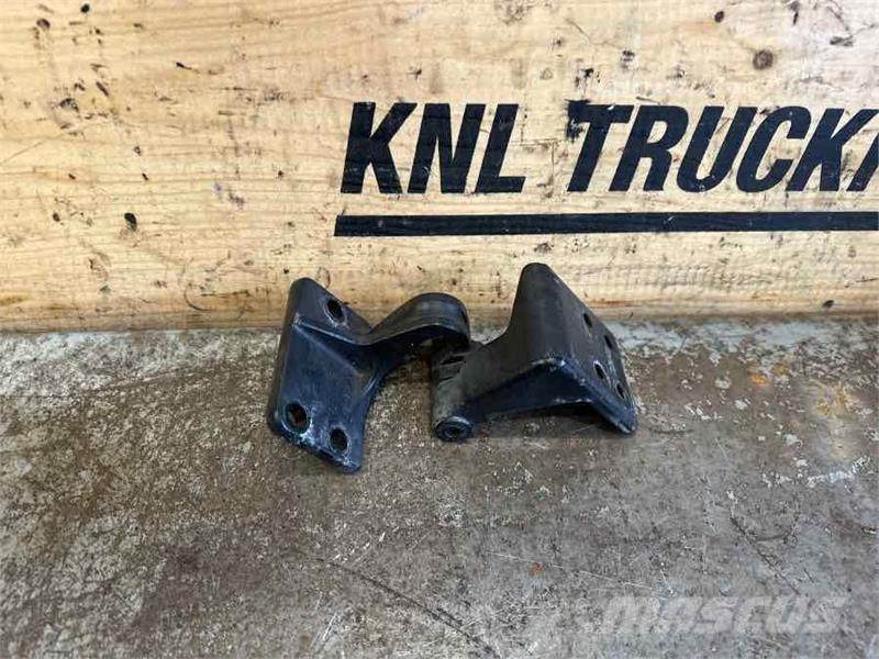MAN DOOR HINGE 81.62690-6063 Καμπίνες και εσωτερικό