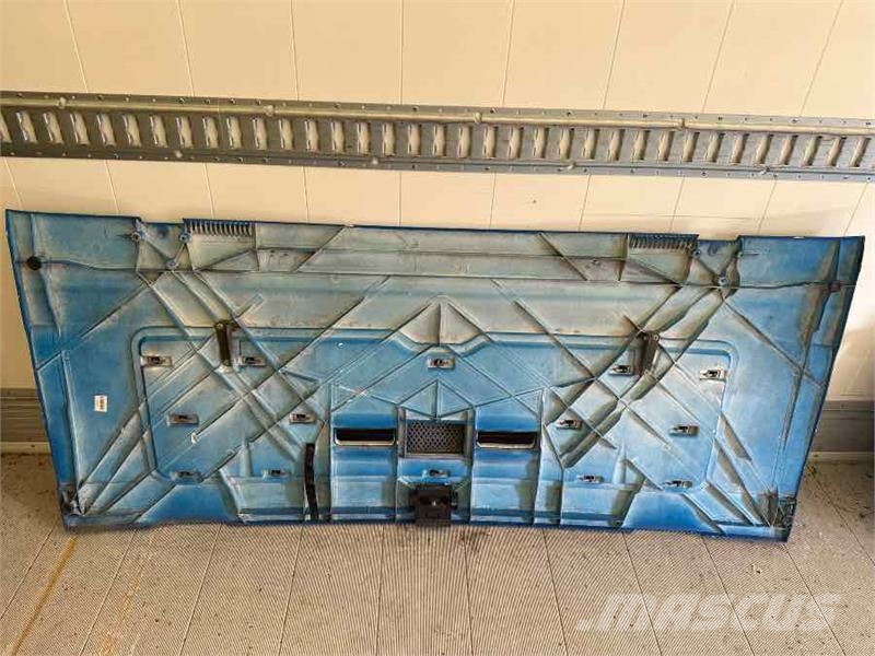MAN FRONT GRILL 81.61110-0063 Šasija i vešenje