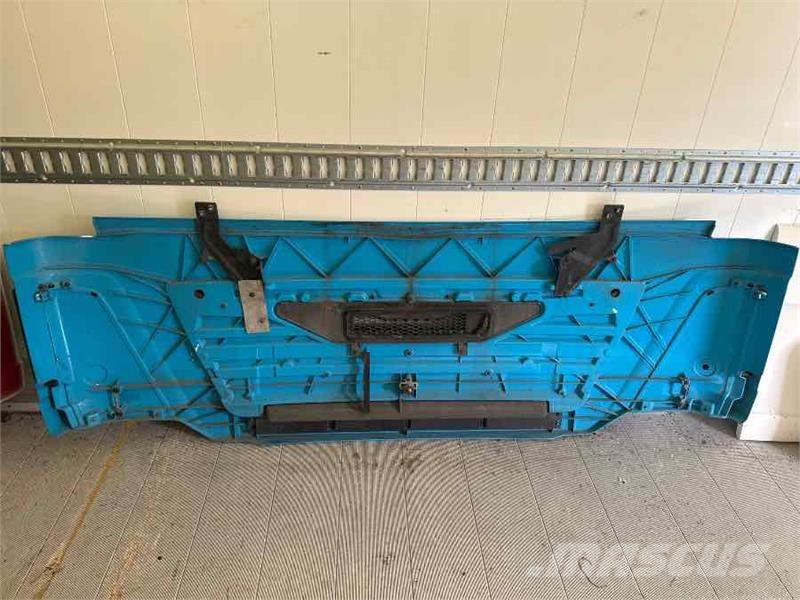 MAN FRONT GRILL 81.61150-6107 Šasija i vešenje