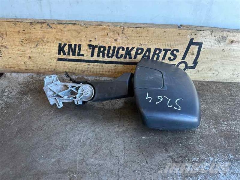 MAN FRONT MIRROR 81.63730-6847 Cabinas e interior
