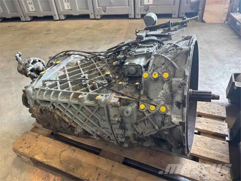 MAN GEARBOX 16S2320 TD // 81.32004-6018 Menjači