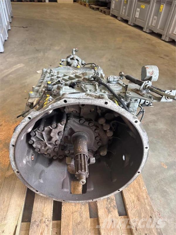 MAN GEARBOX 16S2320 TD // 81.32004-6018 Menjači