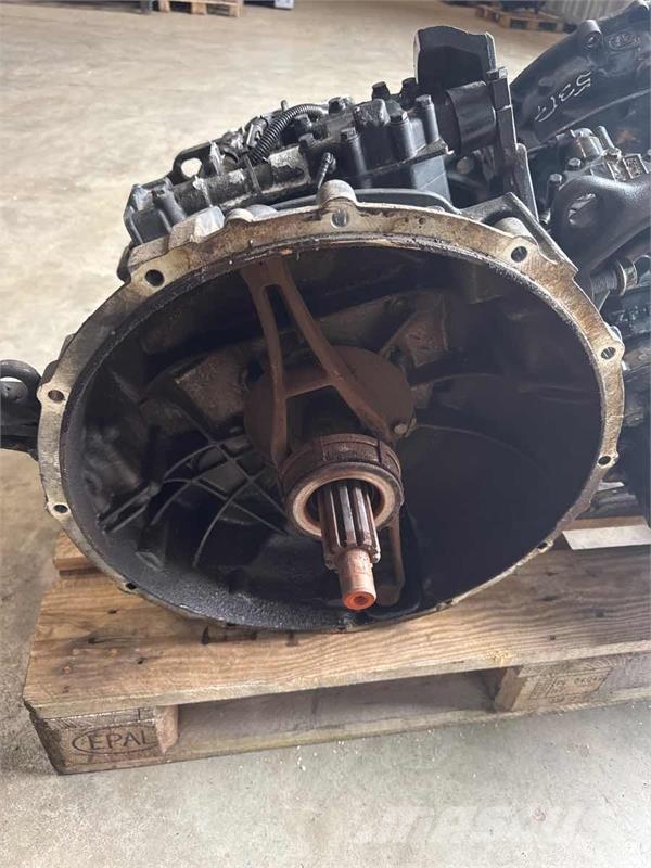 MAN GEARBOX 6S800 TO // 81.32004-6180 Menjači