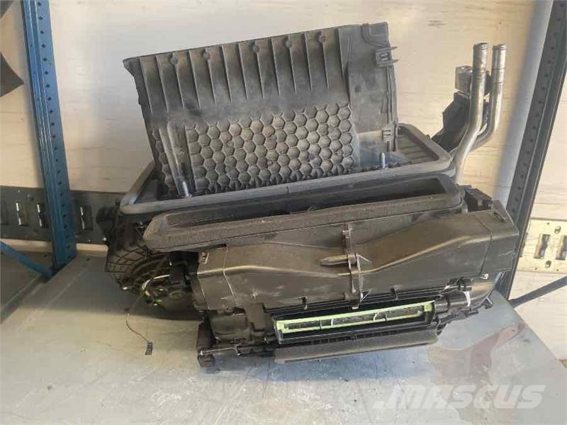 MAN KLIMA SYSTEM 81.61900-6459 Cabine en interieur