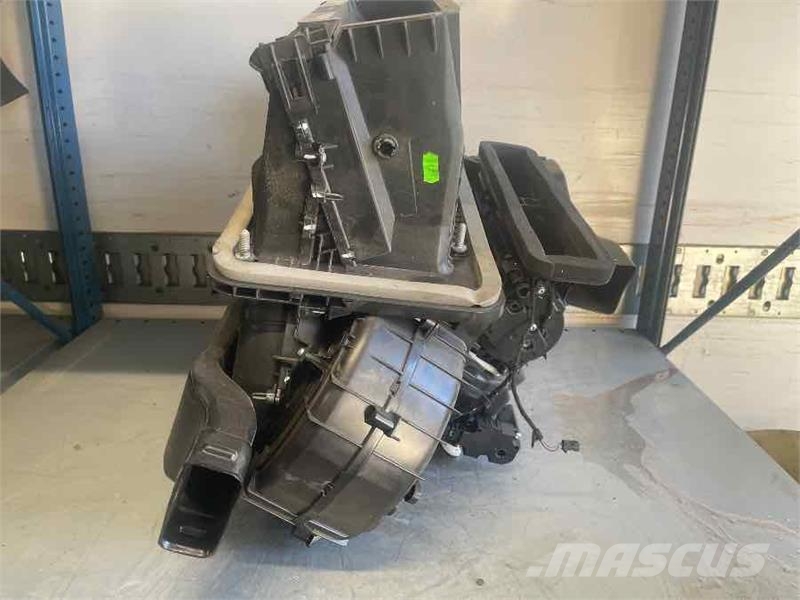 MAN KLIMA SYSTEM 81.61900-6459 Cabine en interieur