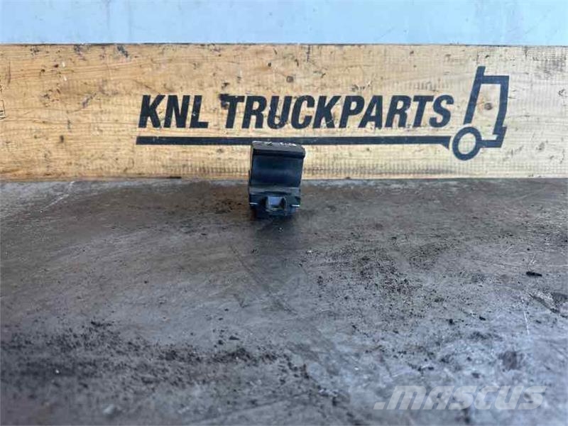 MAN PARKING BRAKE 81.25503-0390 Cabine en interieur