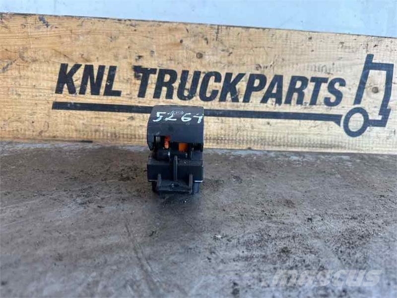 MAN PARKING BRAKE 81.25503-0390 Cabine en interieur