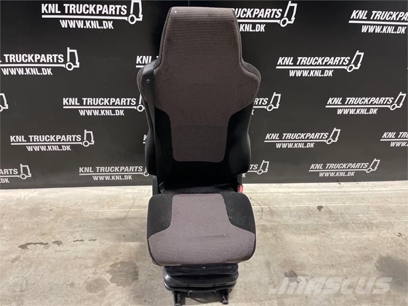 MAN PASSENGER SEAT 81.62307-6562 Cabinas
