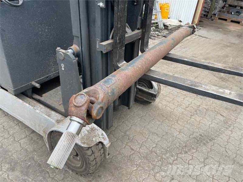 MAN PROPSHAFT 81.39332-6210 Osi