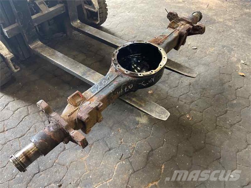 MAN REAR AXLE CASE 81.35401-5734 Essieux