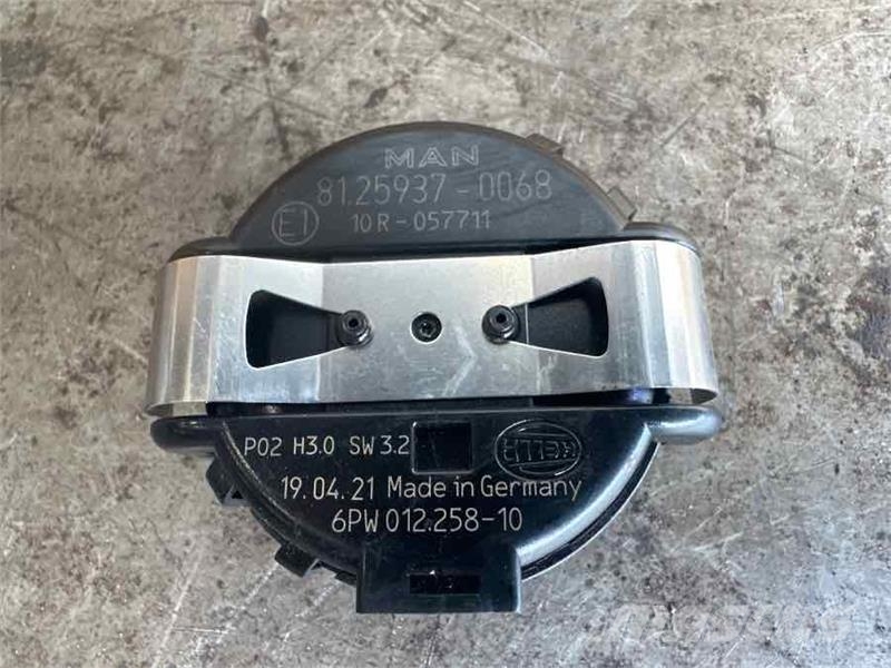 MAN SENSOR 81.25837-0068 Електроніка