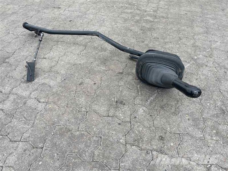 MAN SHIFT LEVER ASSY Menjači