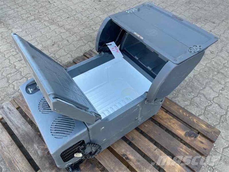 MAN TGX FRIDGE / COOL BOX 81.63910-6017 Kabinos ir salonai