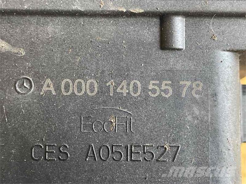 Mercedes-Benz ADBLUE PUMP A0001405578 运输工具-其他