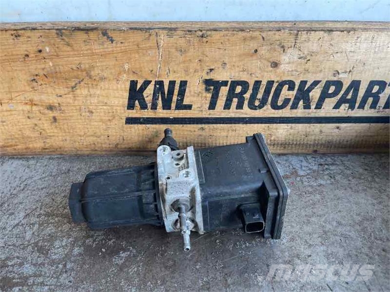 Mercedes-Benz ADBLUE PUMP A0001405578 运输工具-其他