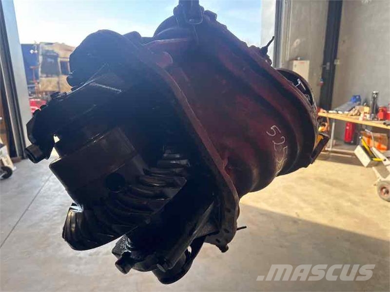 Mercedes-Benz DIFF RT300P - 4.143 // 748283 Axles