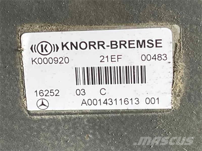 Mercedes-Benz EBS VALVE A0014311613 مشعات