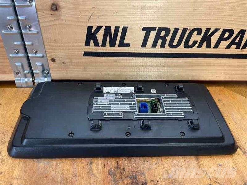 Mercedes-Benz MCS MONITOR DISPLAY A0014467195 Kabine i unutrašnjost