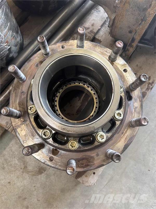 Mercedes-Benz REAR HUB A9423560901 Frane