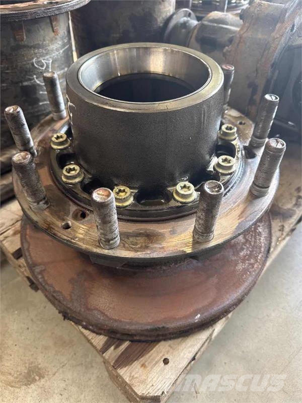Mercedes-Benz REAR HUB A9423560901 Frane