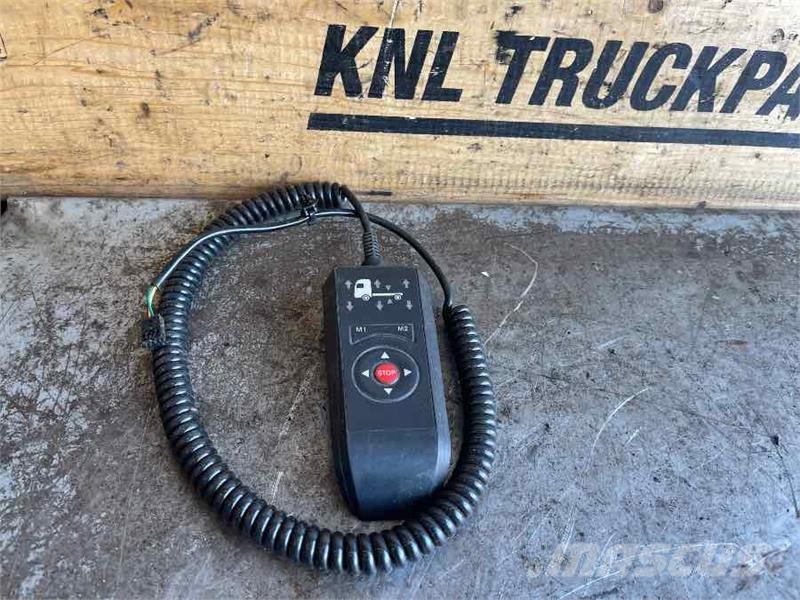 Mercedes-Benz REMOTE A0058206197 Kabīnes un interjers