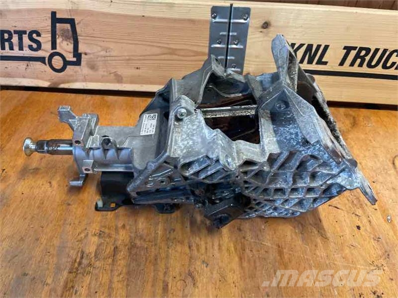 Mercedes-Benz STEERING COLLUM A9604600816 Kabīnes un interjers