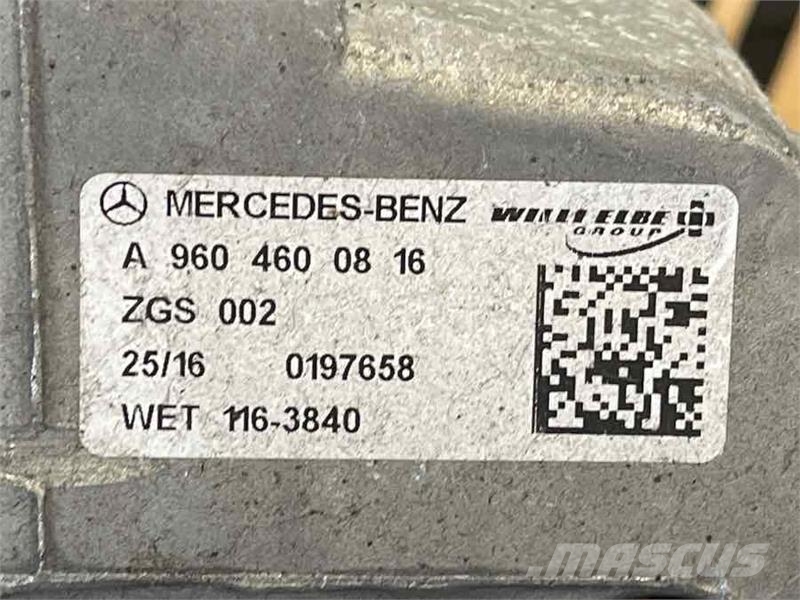 Mercedes-Benz STEERING COLLUM A9604600816 Kabīnes un interjers