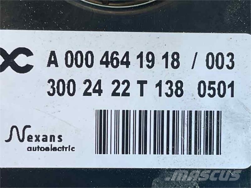 Mercedes-Benz STEERING CLOCK A0004641918 Elektronik