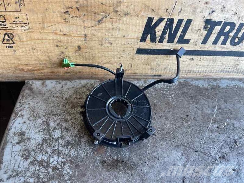 Mercedes-Benz STEERING CLOCK A0004641918 Elektronik