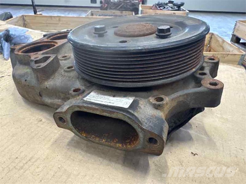 Mercedes-Benz WATER PUMP A5412000801 Moteur