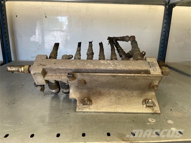 New Holland VALVES KPM TYPE: 8KWE5A-30/G24WR-825A Radiatoren
