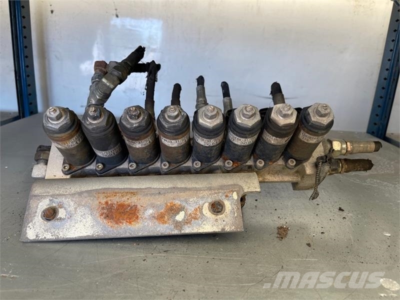 New Holland VALVES KPM TYPE: 8KWE5A-30/G24WR-825A Radiatoren