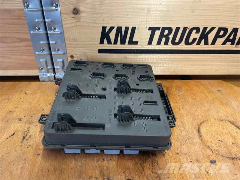 Renault ECU ELECTRIC 7420792050 /A Elektronika
