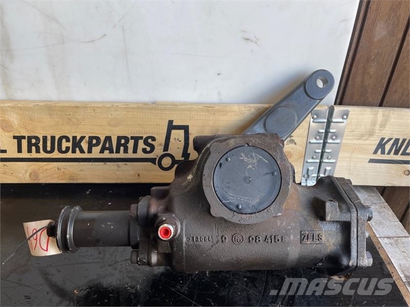 Renault STEERING GEAR 7421386315 Hidráulicos