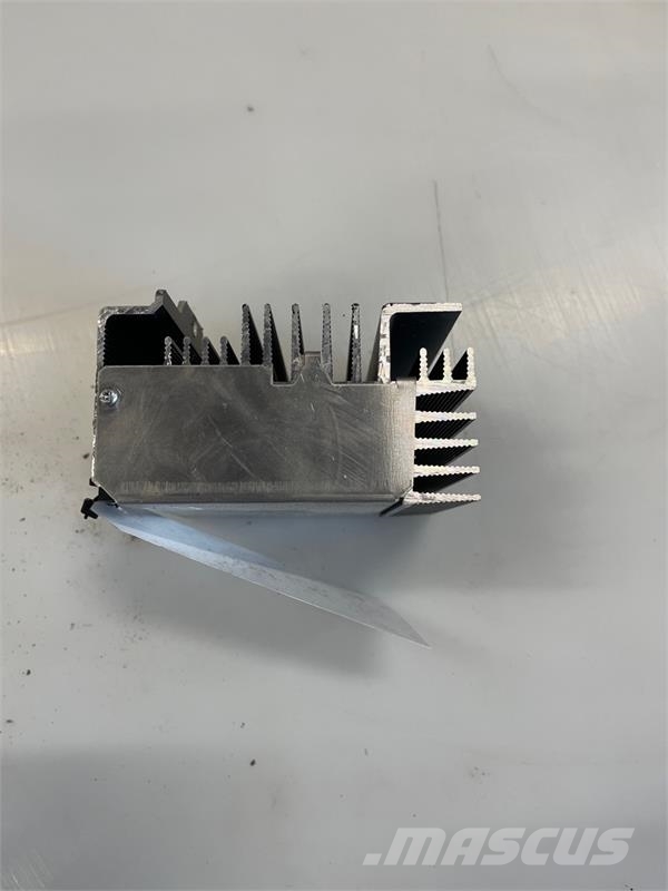 Scania 1729858 VOLTAGE CONVERTER Elektroonikaseadmed