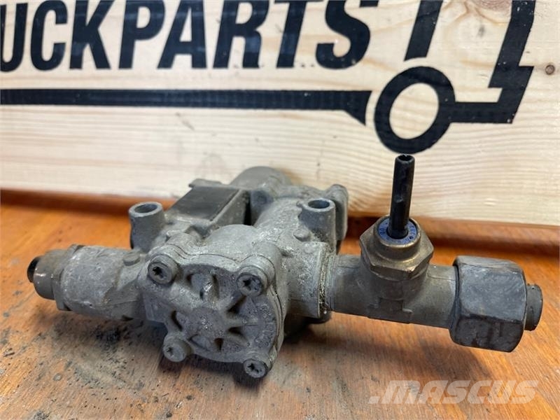 Scania ABS VALVE 1453761 Radijatori