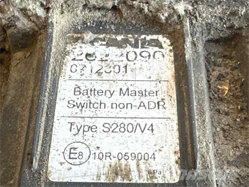 Scania BATTERY MASTER SWITCH 2622090 إلكترونيات
