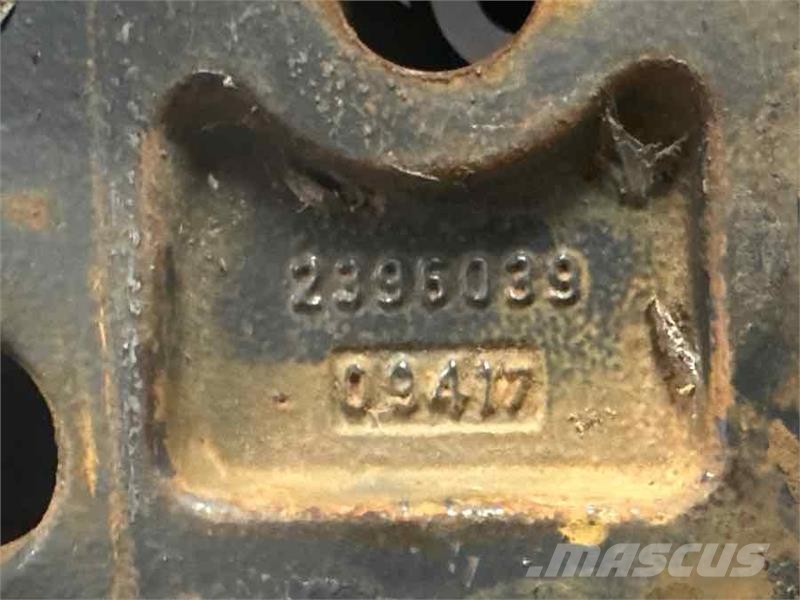 Scania BRACKET SPRING 2396039 섀시 및 서스펜션