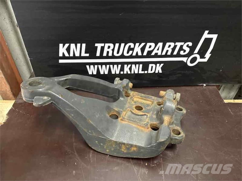 Scania BRACKET SPRING 2396039 섀시 및 서스펜션