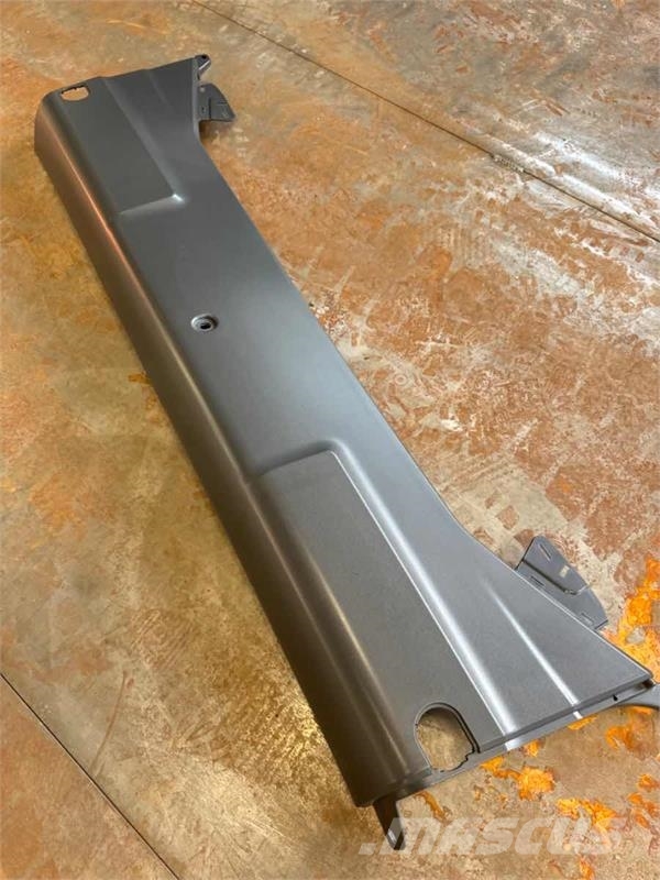 Scania BUMPER COVER 2311419 Chassis en ophanging