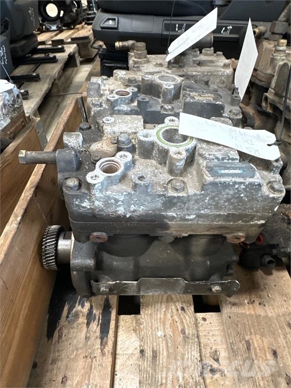 Scania COMPRESSOR 720cc 1918307 发动机