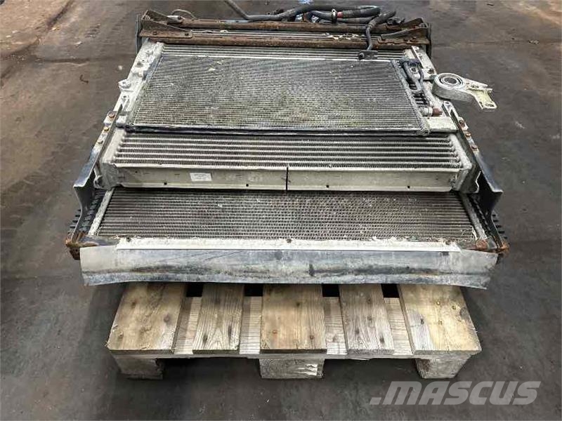 Scania COOLER AND AIRCOOLER 1795730 + 1769997 散热器