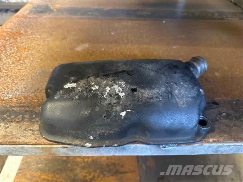 Scania CYLINDERHEAD COVER 1517928 Κινητήρες