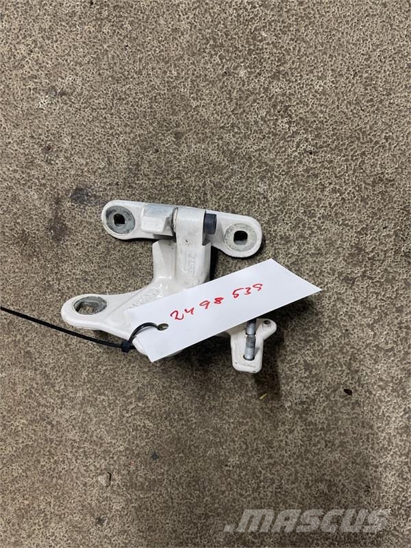 Scania DOOR HINGE  2498539 驾驶室与内部