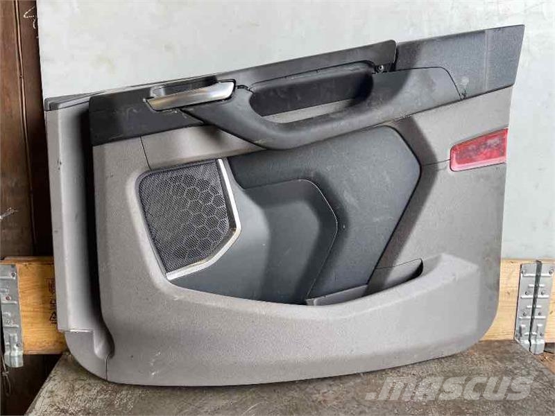 Scania DOOR PANEL 2649570 Kabīnes un interjers