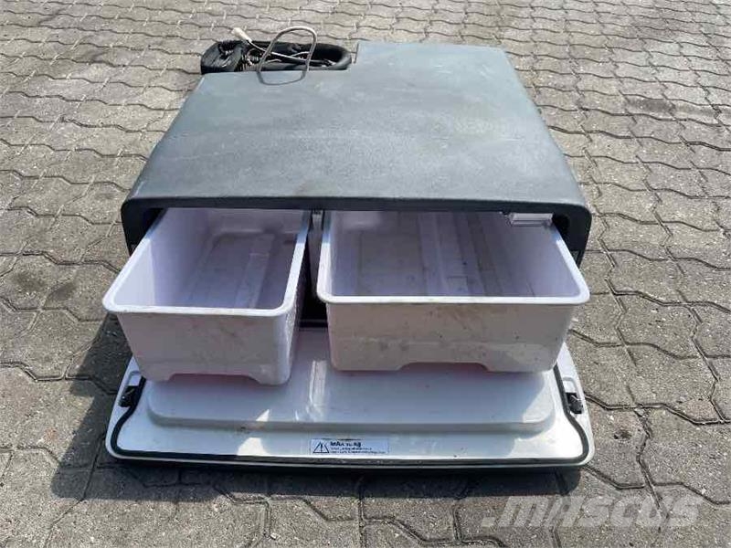 Scania FRIDGE 1906067 Kabine i unutrašnjost