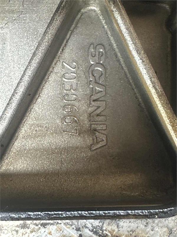 Scania FRONT COVER 1531276 Kargo motori